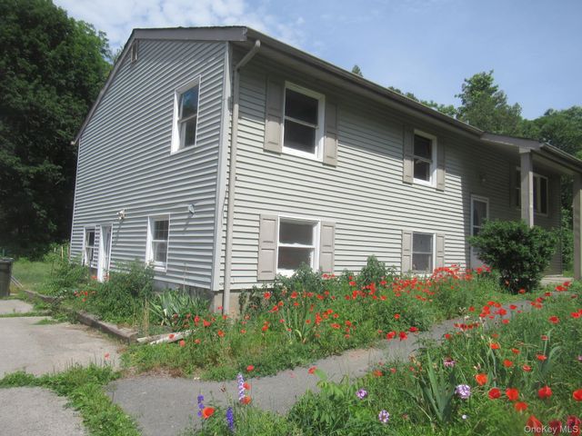 11 Myrtle Avenue, Walden, NY 12586
