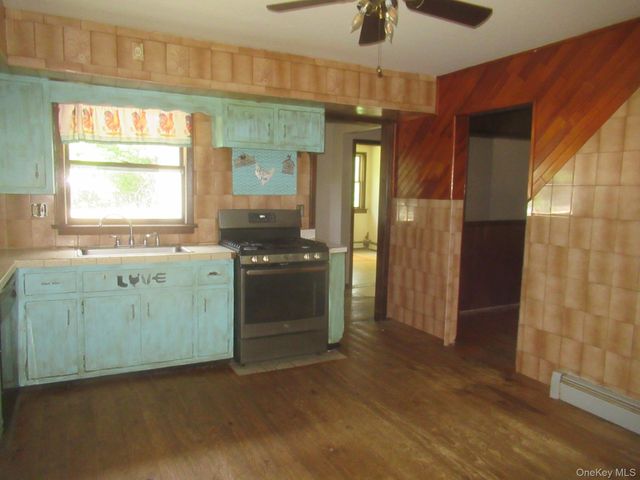 11 Myrtle Avenue, Walden, NY 12586