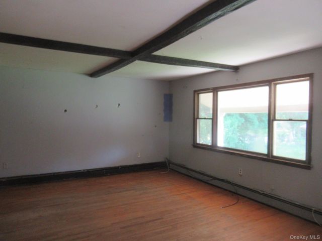 11 Myrtle Avenue, Walden, NY 12586