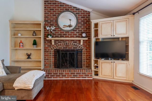 2425 HUNTERS CHASE CT, Frederick, MD 21702