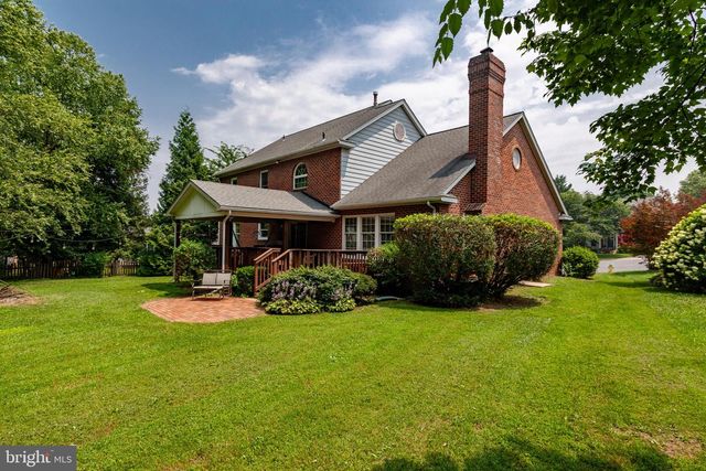 2425 HUNTERS CHASE CT, Frederick, MD 21702