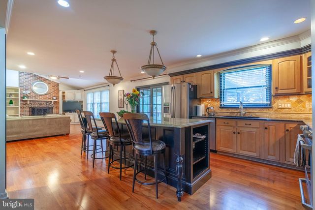 2425 HUNTERS CHASE CT, Frederick, MD 21702