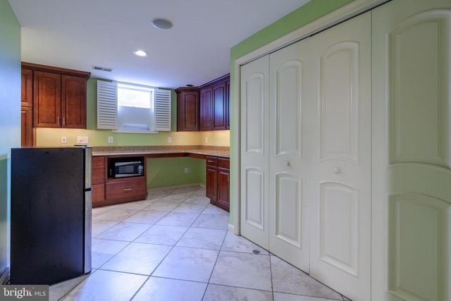 2425 HUNTERS CHASE CT, Frederick, MD 21702