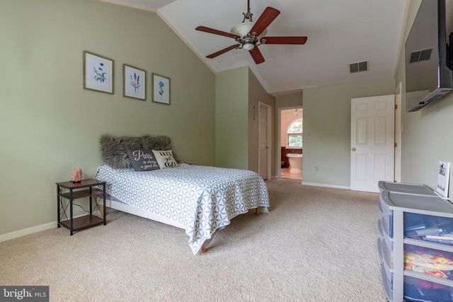 2425 HUNTERS CHASE CT, Frederick, MD 21702