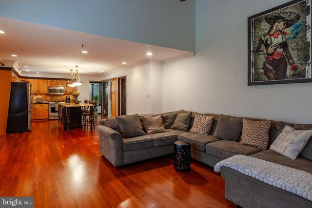 2425 HUNTERS CHASE CT, Frederick, MD 21702