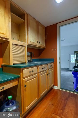 2425 HUNTERS CHASE CT, Frederick, MD 21702