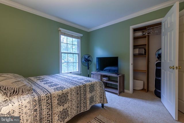 2425 HUNTERS CHASE CT, Frederick, MD 21702