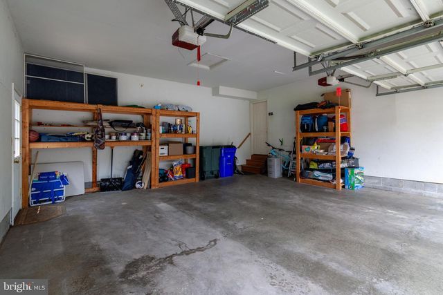 2425 HUNTERS CHASE CT, Frederick, MD 21702