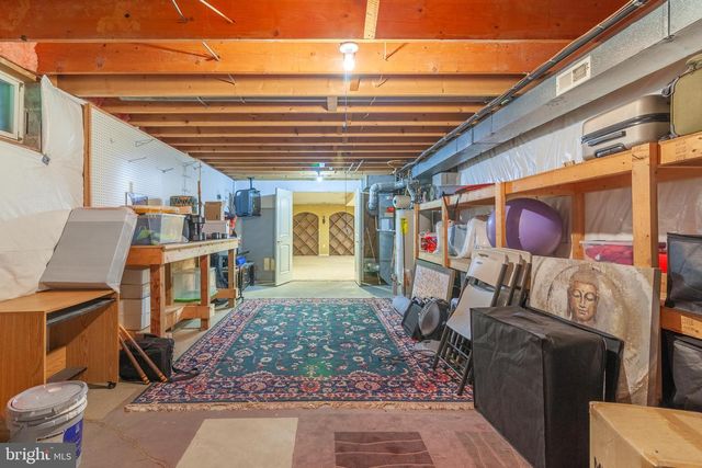 2425 HUNTERS CHASE CT, Frederick, MD 21702