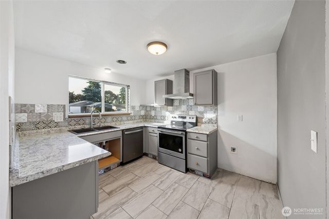 1407 S 93rd Street, Tacoma, WA 98444