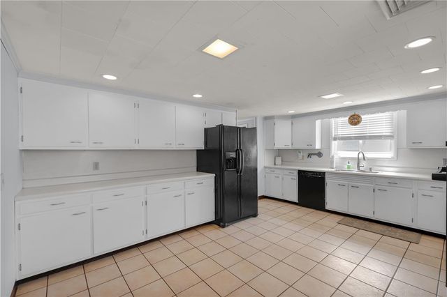 206 Perkiomen Street, Emmaus Boro, PA 18049