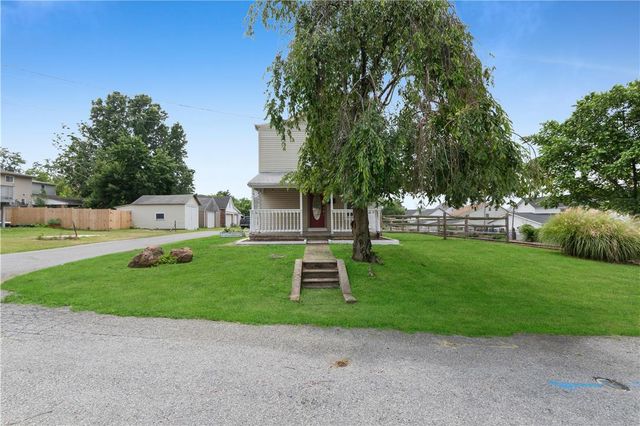 206 Perkiomen Street, Emmaus Boro, PA 18049