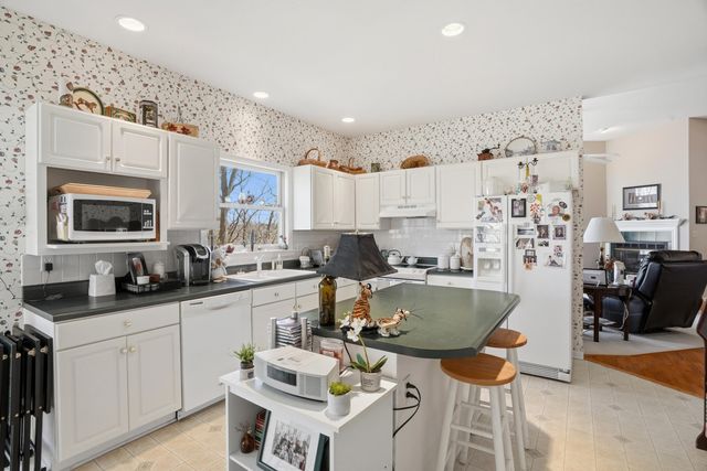 2508 BASSWOOD CT, Columbia, MO 65203