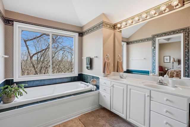 2508 BASSWOOD CT, Columbia, MO 65203