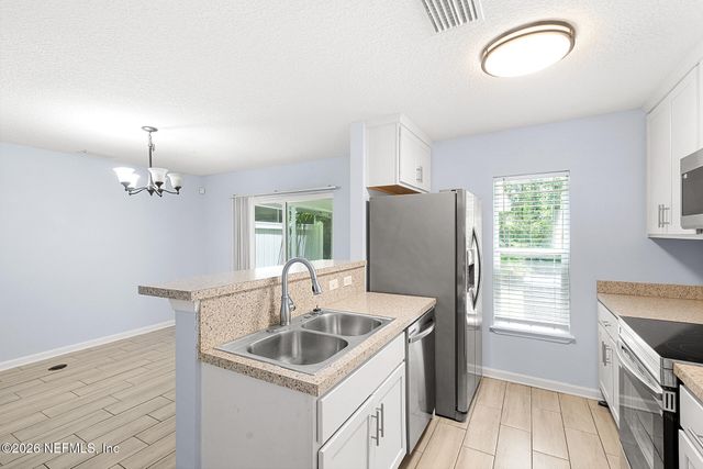 11826 LAKE BEND Circle, Jacksonville, FL 32218