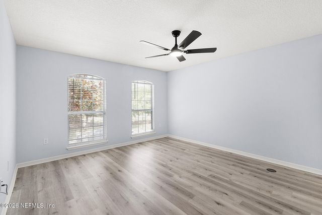 11826 LAKE BEND Circle, Jacksonville, FL 32218