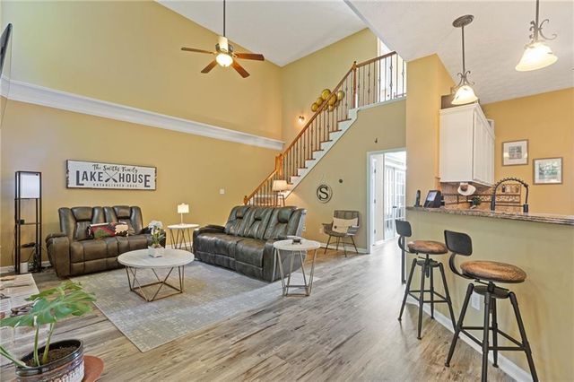 2264 Oak Falls Lane, Buford, GA 30519