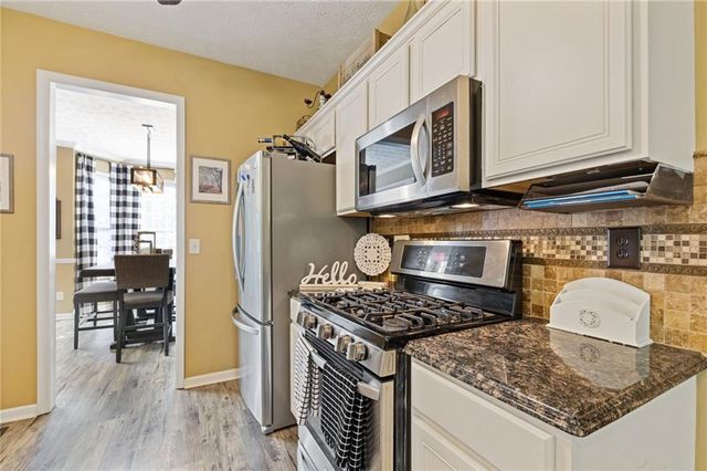 2264 Oak Falls Lane, Buford, GA 30519