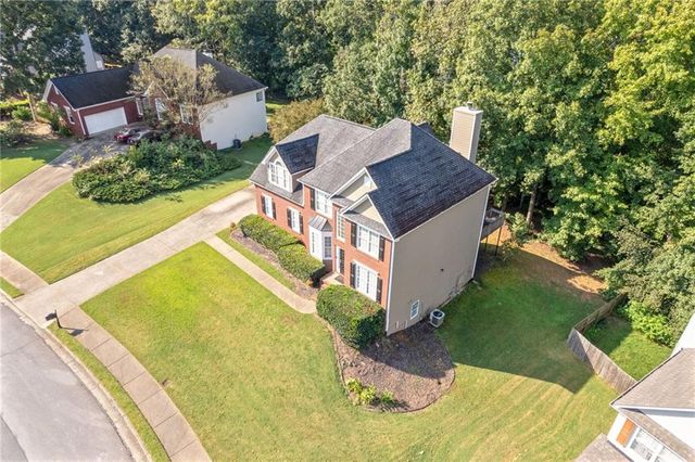 2264 Oak Falls Lane, Buford, GA 30519