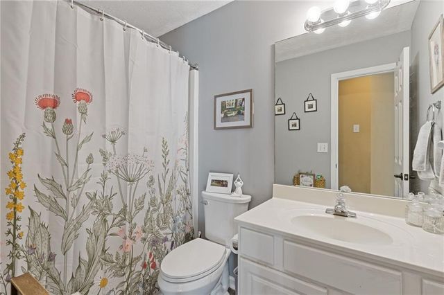 2264 Oak Falls Lane, Buford, GA 30519