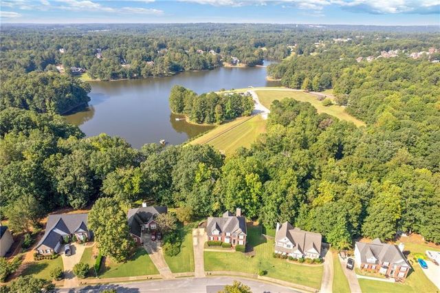 2264 Oak Falls Lane, Buford, GA 30519