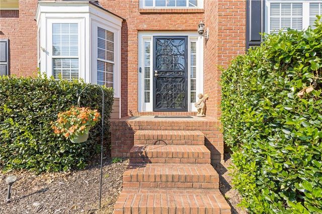 2264 Oak Falls Lane, Buford, GA 30519