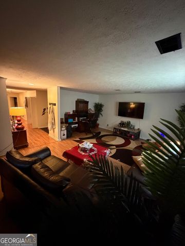135 Windy Hill Road, Fayetteville, GA 30214