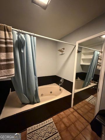 135 Windy Hill Road, Fayetteville, GA 30214