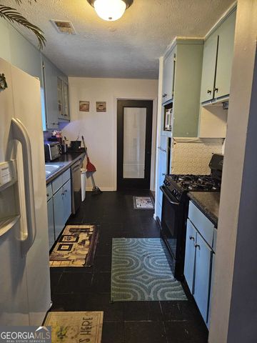 135 Windy Hill Road, Fayetteville, GA 30214
