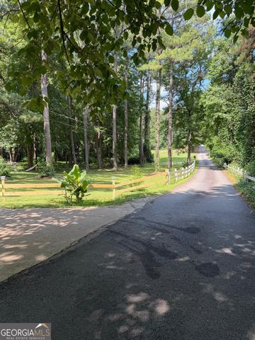 135 Windy Hill Road, Fayetteville, GA 30214