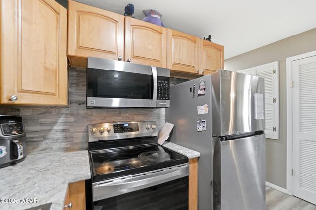 926 Crestwood Drive, Lima, OH 45805