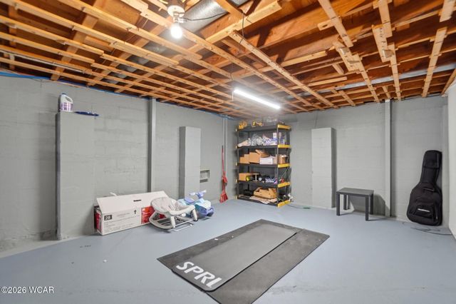 926 Crestwood Drive, Lima, OH 45805