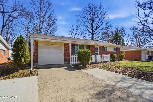 926 Crestwood Drive, Lima, OH 45805