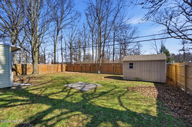 926 Crestwood Drive, Lima, OH 45805