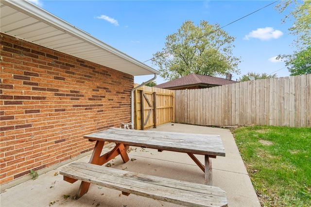 5488 Flotron Drive, Dayton, OH 45424