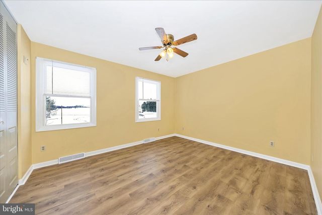 17935 COLLEGE RD, Hagerstown, MD 21740