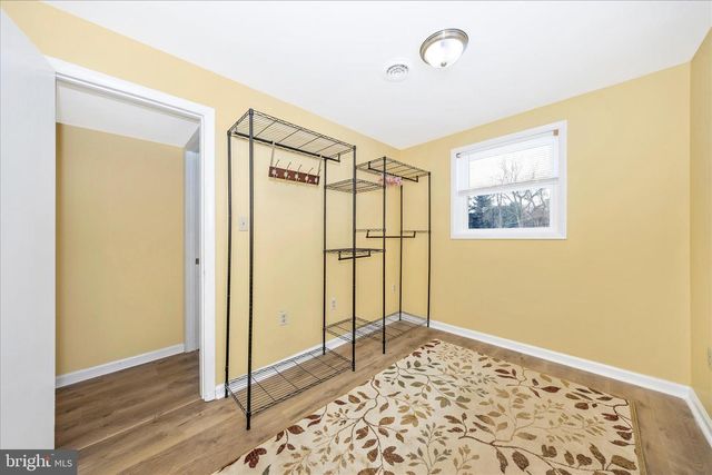 17935 COLLEGE RD, Hagerstown, MD 21740