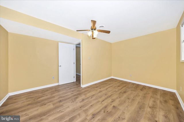 17935 COLLEGE RD, Hagerstown, MD 21740