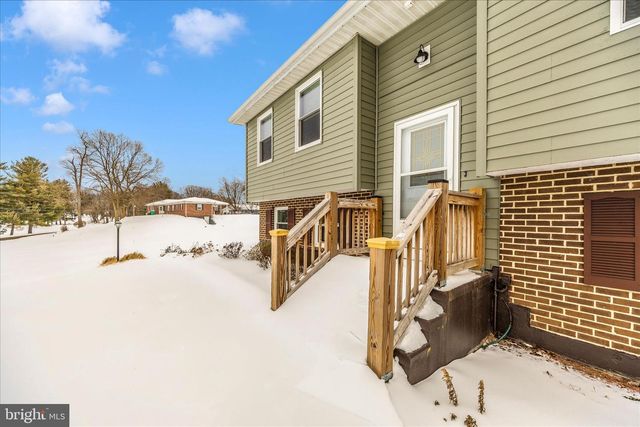 17935 COLLEGE RD, Hagerstown, MD 21740