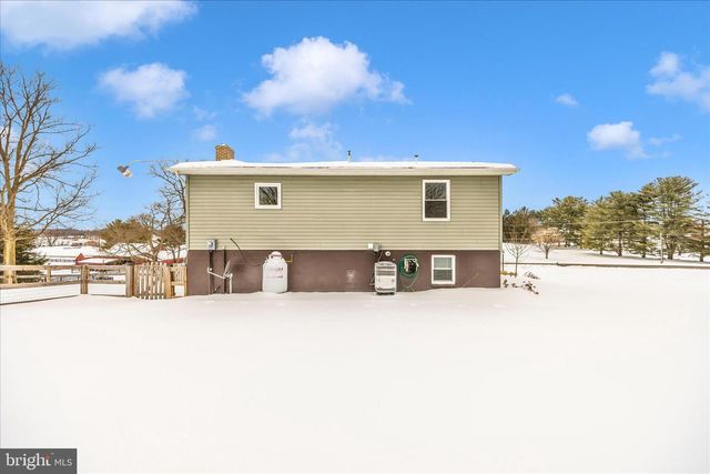 17935 COLLEGE RD, Hagerstown, MD 21740