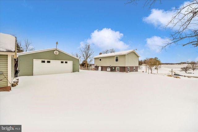 17935 COLLEGE RD, Hagerstown, MD 21740