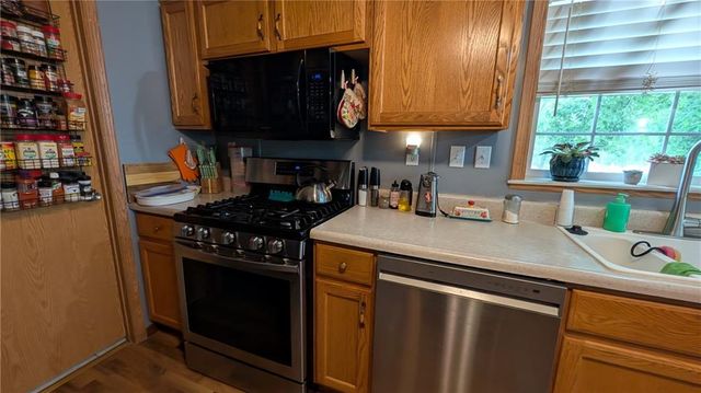 29335 Van Dyke Avenue, Warsaw, MO 65355