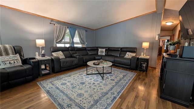 29335 Van Dyke Avenue, Warsaw, MO 65355