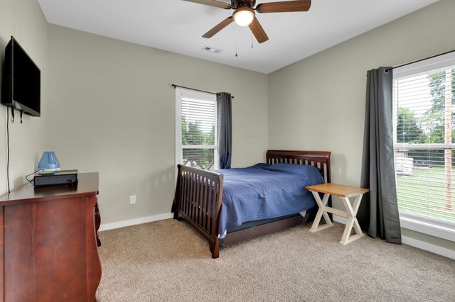 668 Himesville Rd, Shelbyville, TN 37160