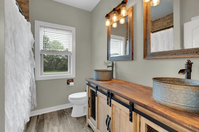 668 Himesville Rd, Shelbyville, TN 37160