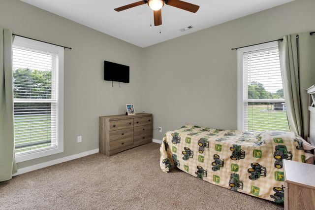 668 Himesville Rd, Shelbyville, TN 37160
