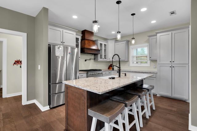 668 Himesville Rd, Shelbyville, TN 37160
