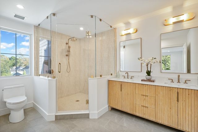 15 Jewett Pl C, Newton, MA 02458