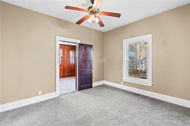 215 S Folger Street, Carrollton, MO 64633