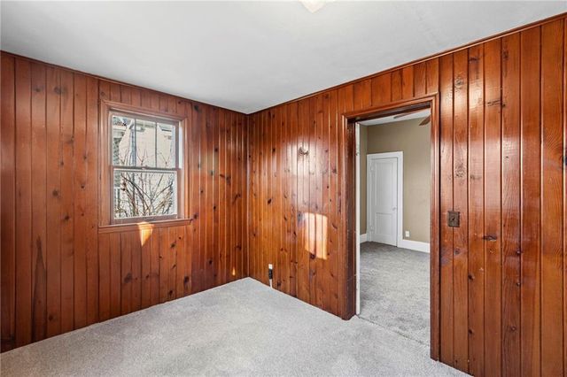 215 S Folger Street, Carrollton, MO 64633